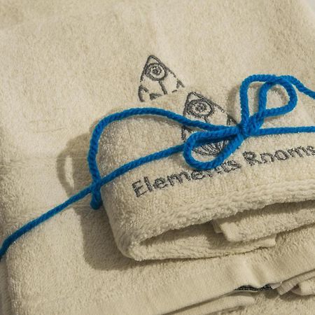 4 Balconi Rooms-Elements B&B เลชเช ภายนอก รูปภาพ