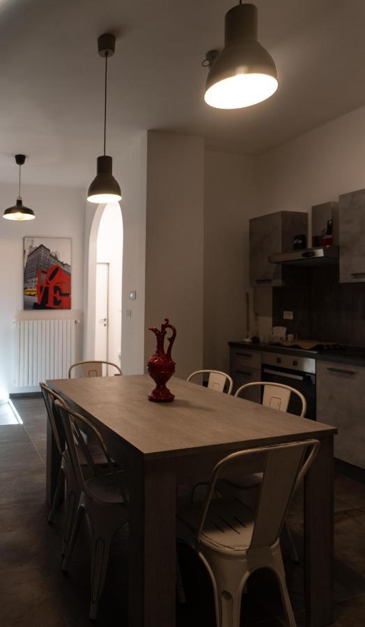 4 Balconi Rooms-Elements B&B เลชเช ภายนอก รูปภาพ