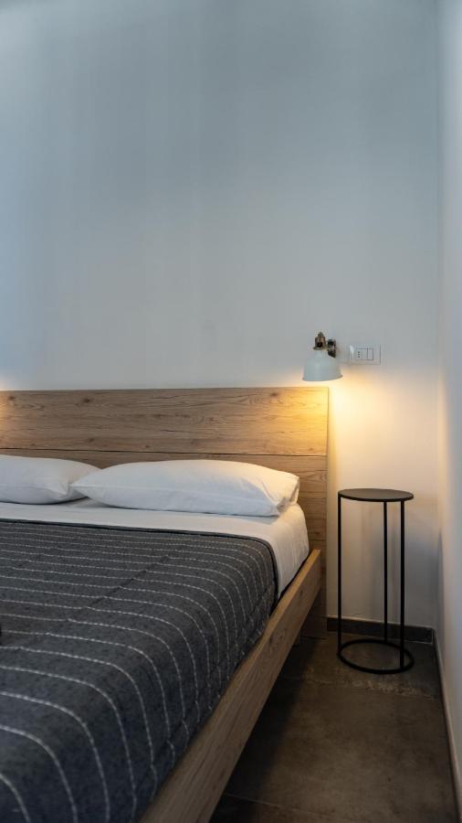 4 Balconi Rooms-Elements B&B เลชเช ภายนอก รูปภาพ