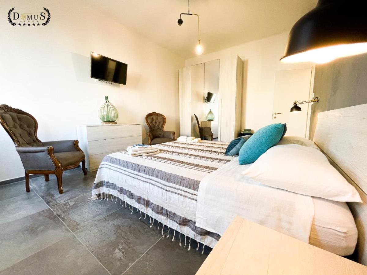4 Balconi Rooms-Elements B&B เลชเช ภายนอก รูปภาพ
