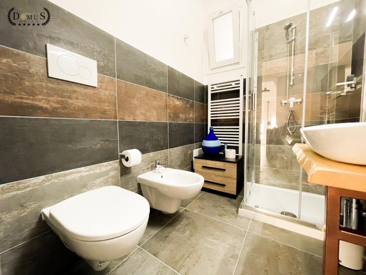 4 Balconi Rooms-Elements B&B เลชเช ภายนอก รูปภาพ